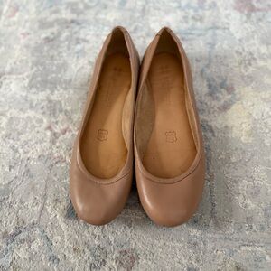 Naturalizer Women's Tan Ballet Flats